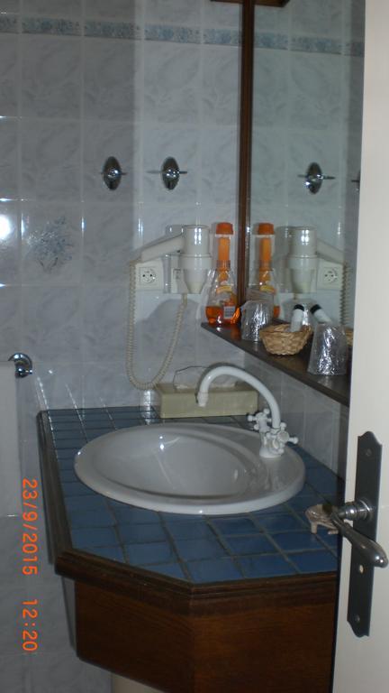 Auberge De L'Atre Quarré-les-Tombes Quarto foto